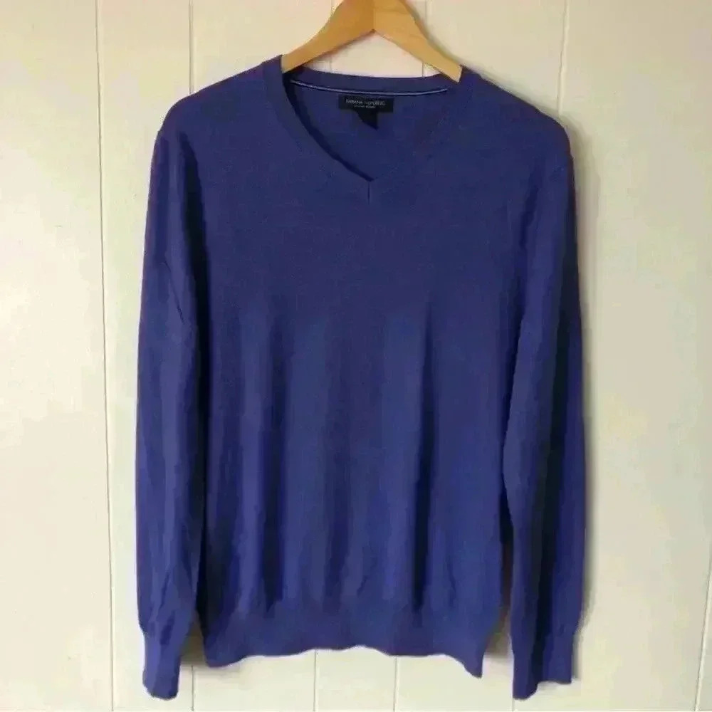Banana Republic Luxury Blend Silk / Cashmere Top Sweater Size M